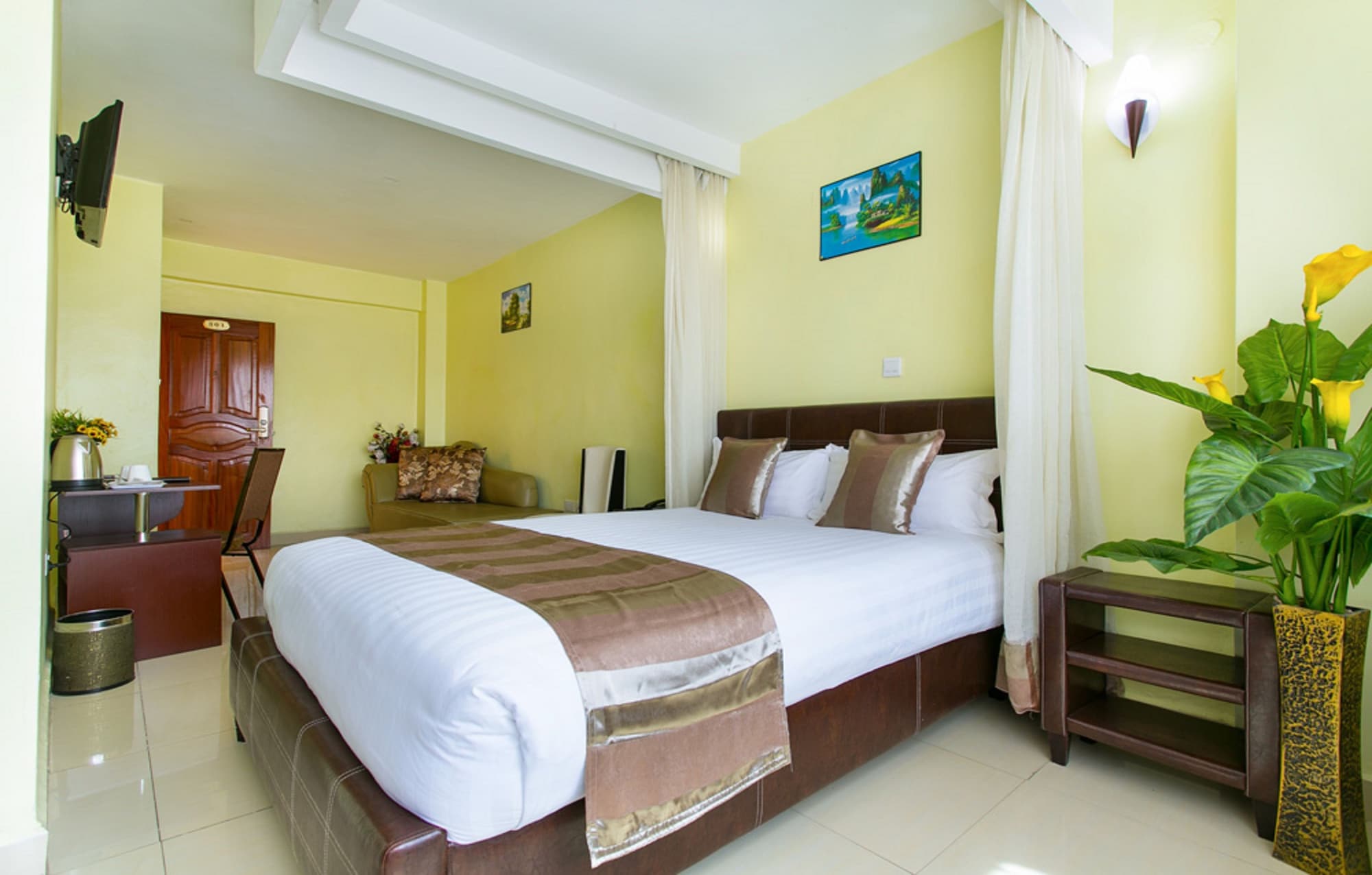 DELUXE, SINGLE, DOUBLE BED