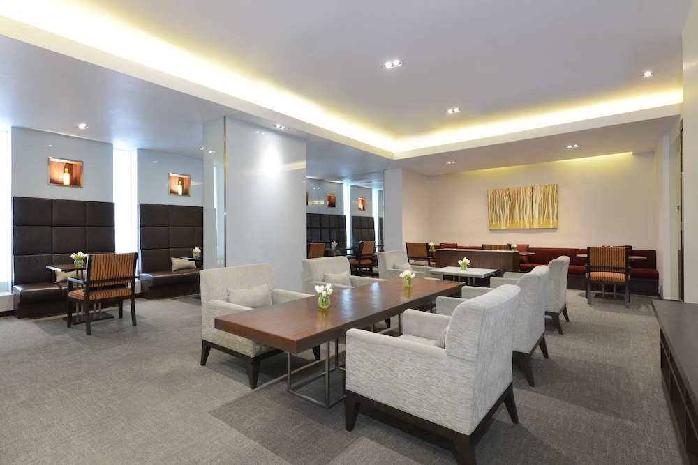 BelAire Bangkok 57/84