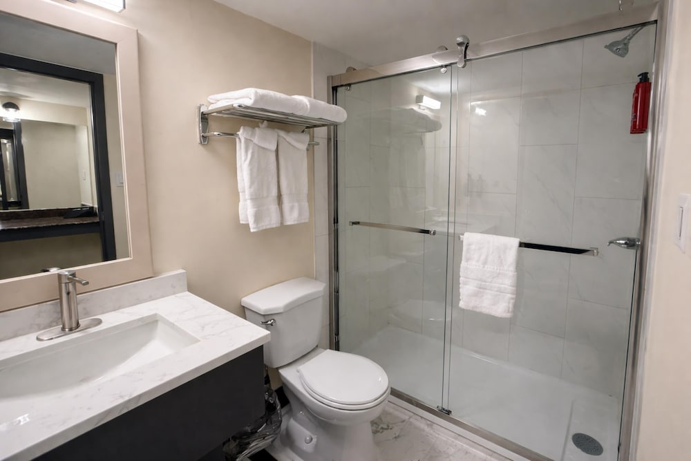 SureStay by Best Western Whitecourt 18/19