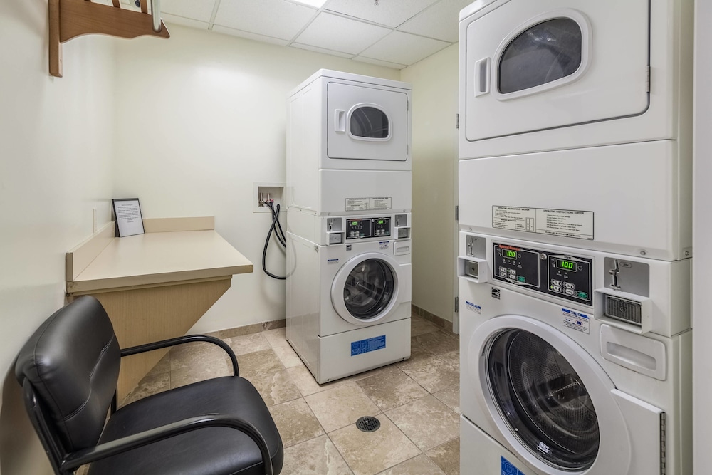 Towneplace Suites Jacksonville Butler Boulevard 17/50