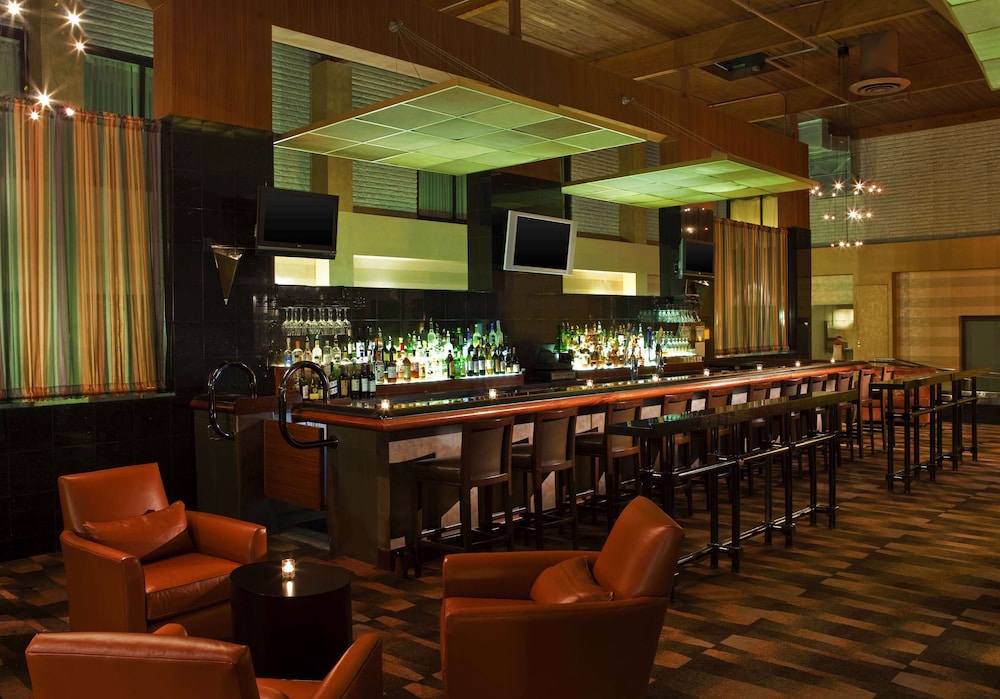 Radisson Hotel Hauppauge-Long Island 21/26