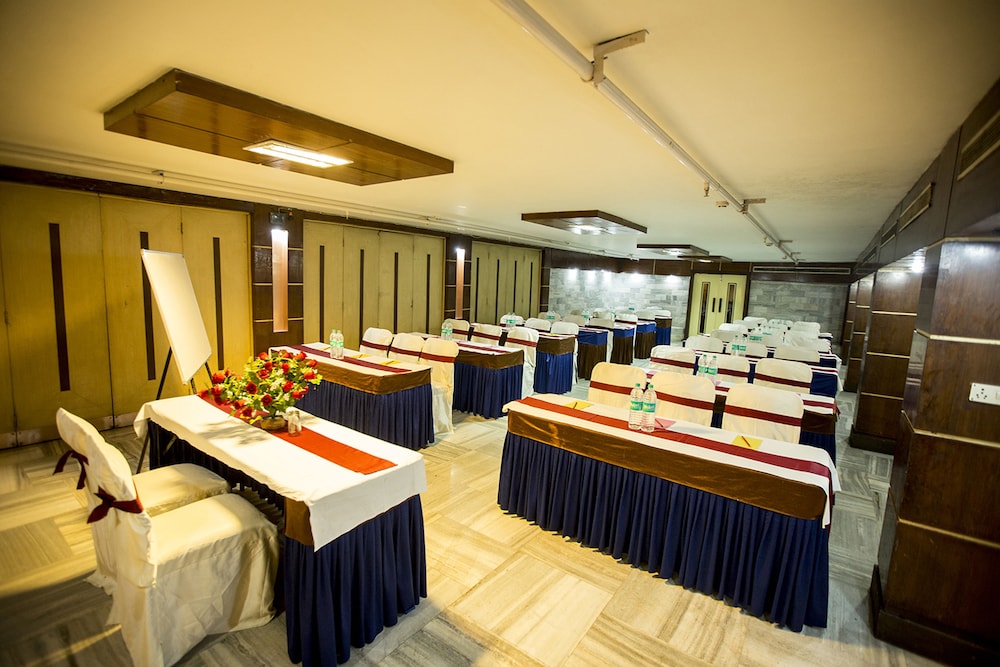 DEEP AVADH. 10/23