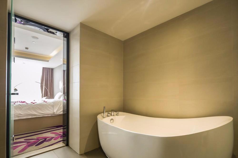 Lavande Hotel Shenzhen Baoan Haiya Binfen city 31/31