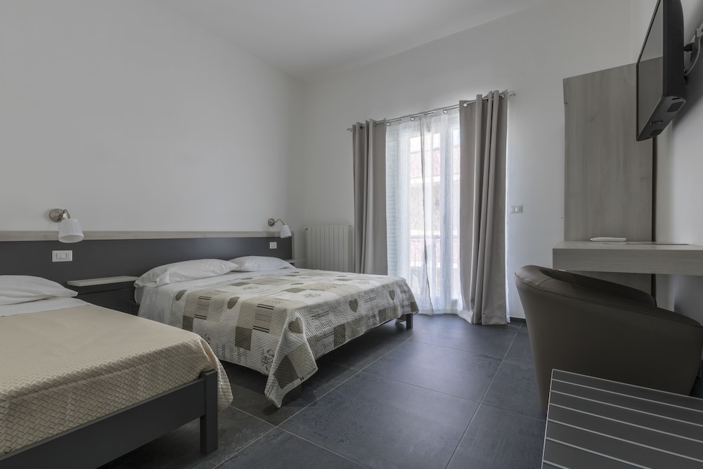 B&B Vittoria 11/48