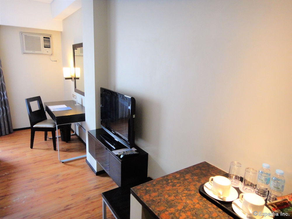 Mallberry Suites Business Hotel 53/59