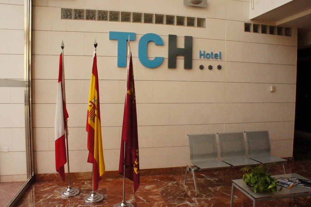 Tch Hotel 4/50
