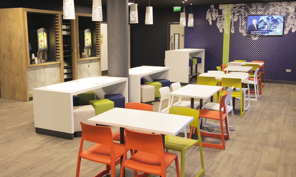 Ibis budget Manchester Salford Quays 50/53
