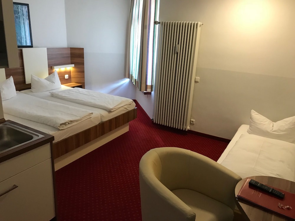 Central Hotel Apart Munchen 8/60