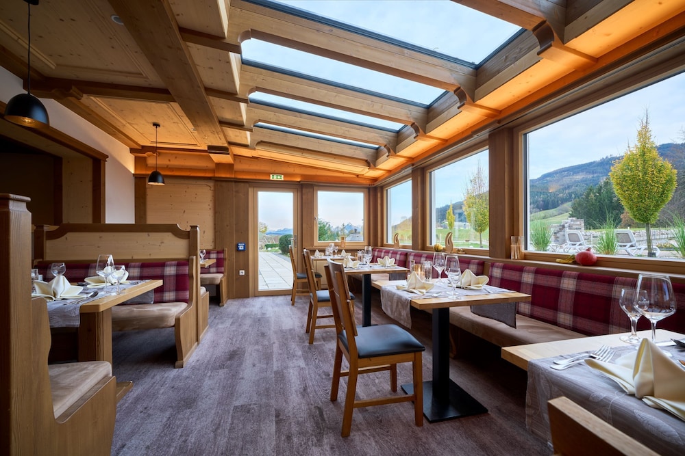 Hotel Nesselwanger Hof 44/58