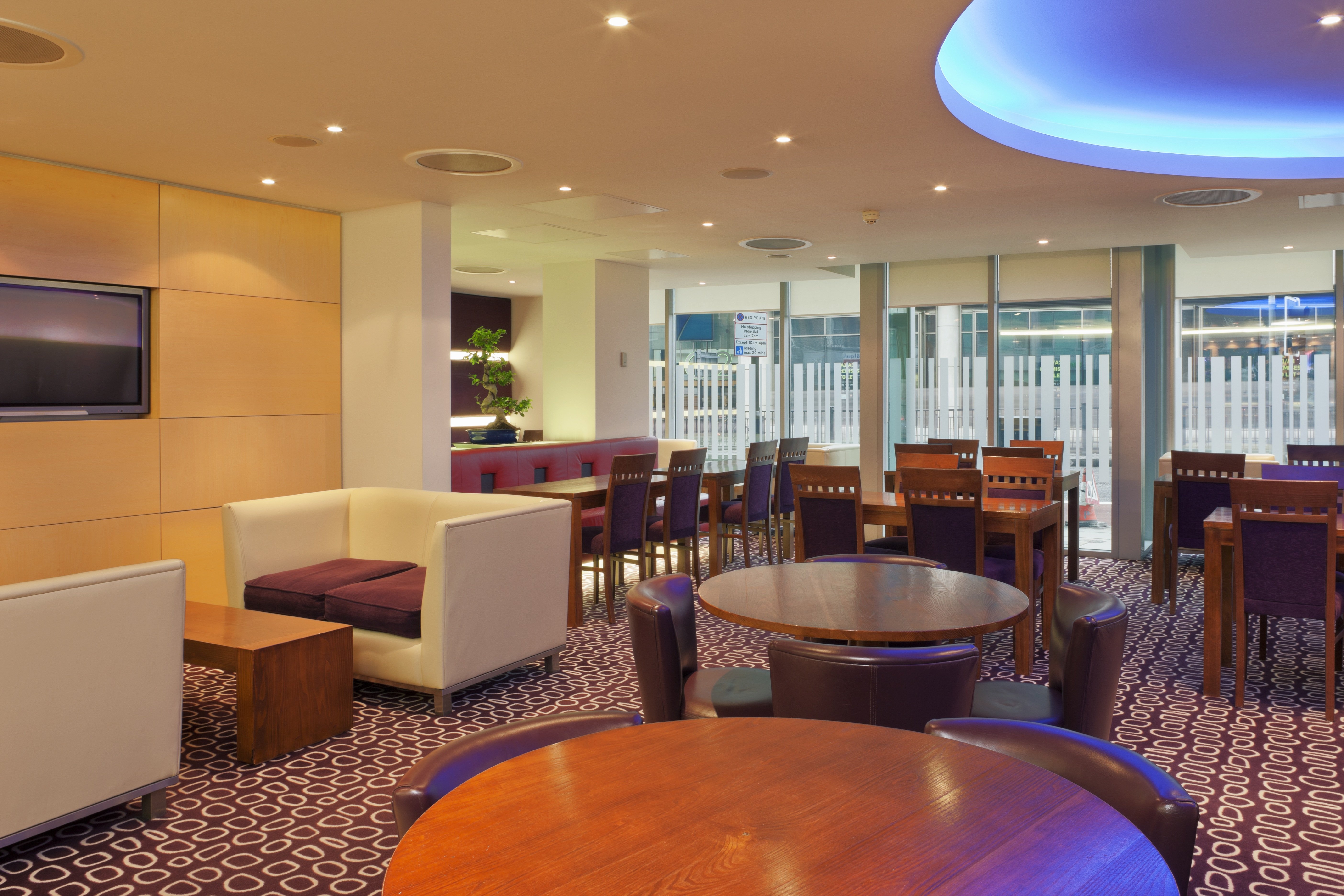 Holiday Inn Express London - Swiss Cottage 18/28