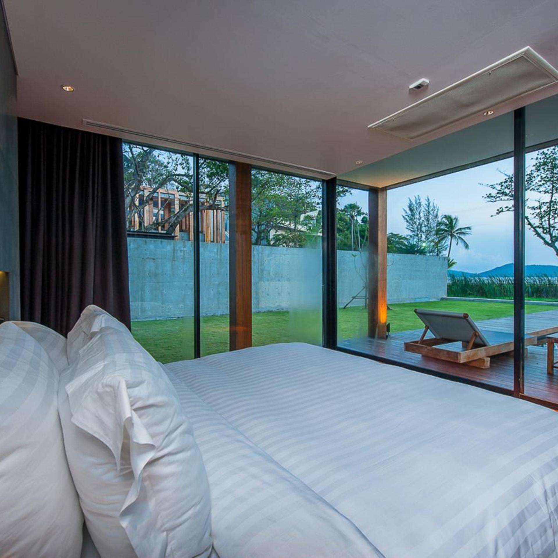 1 Bedroom, Pool, Villa, King Bed, Beach Front