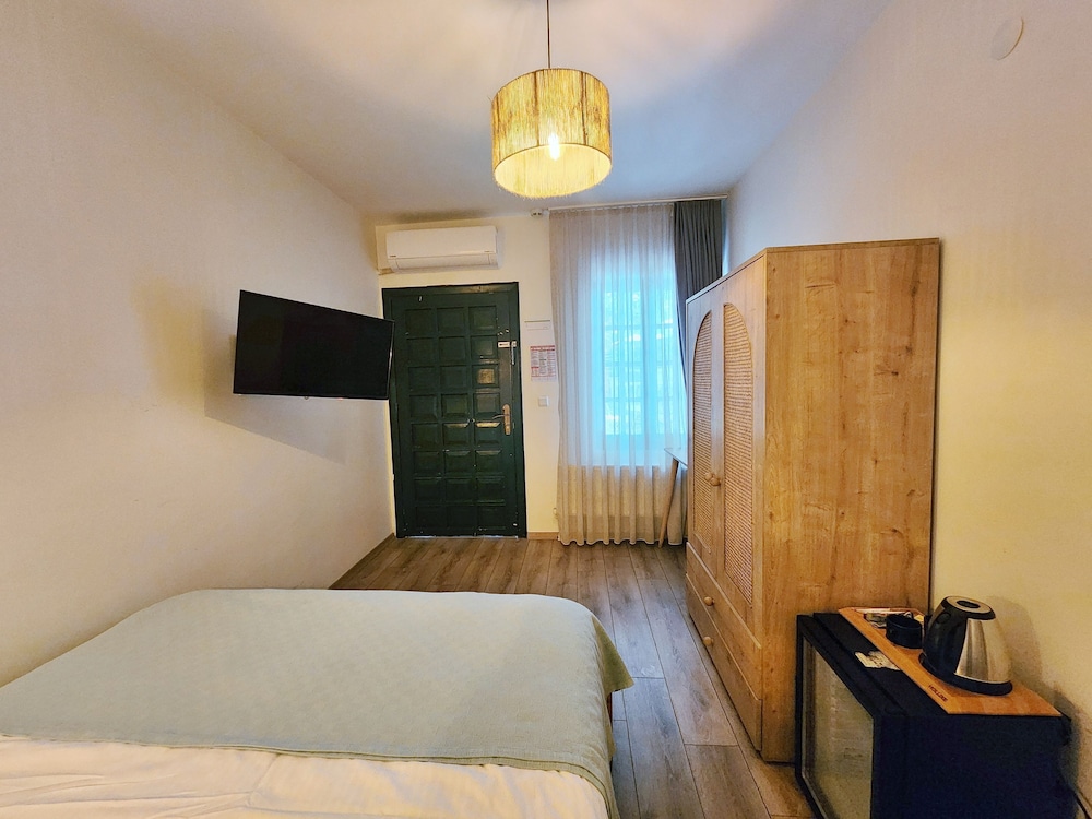 Aya Butik Otel Büyükada 20/50