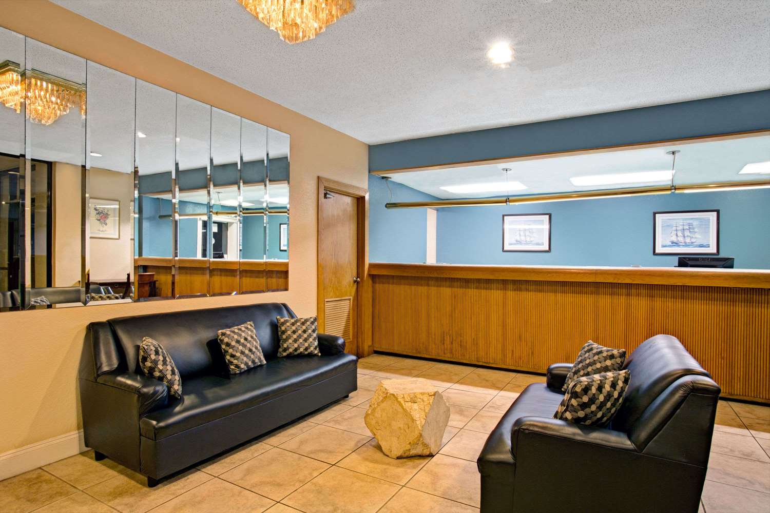 Super 8 By Wyndham Norfolk Chesapeake Bay 6/7