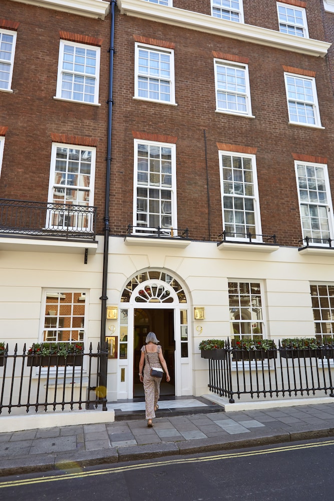 9 Hertford Street Apartments 3/49