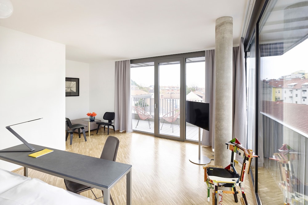LendHotel 30/41