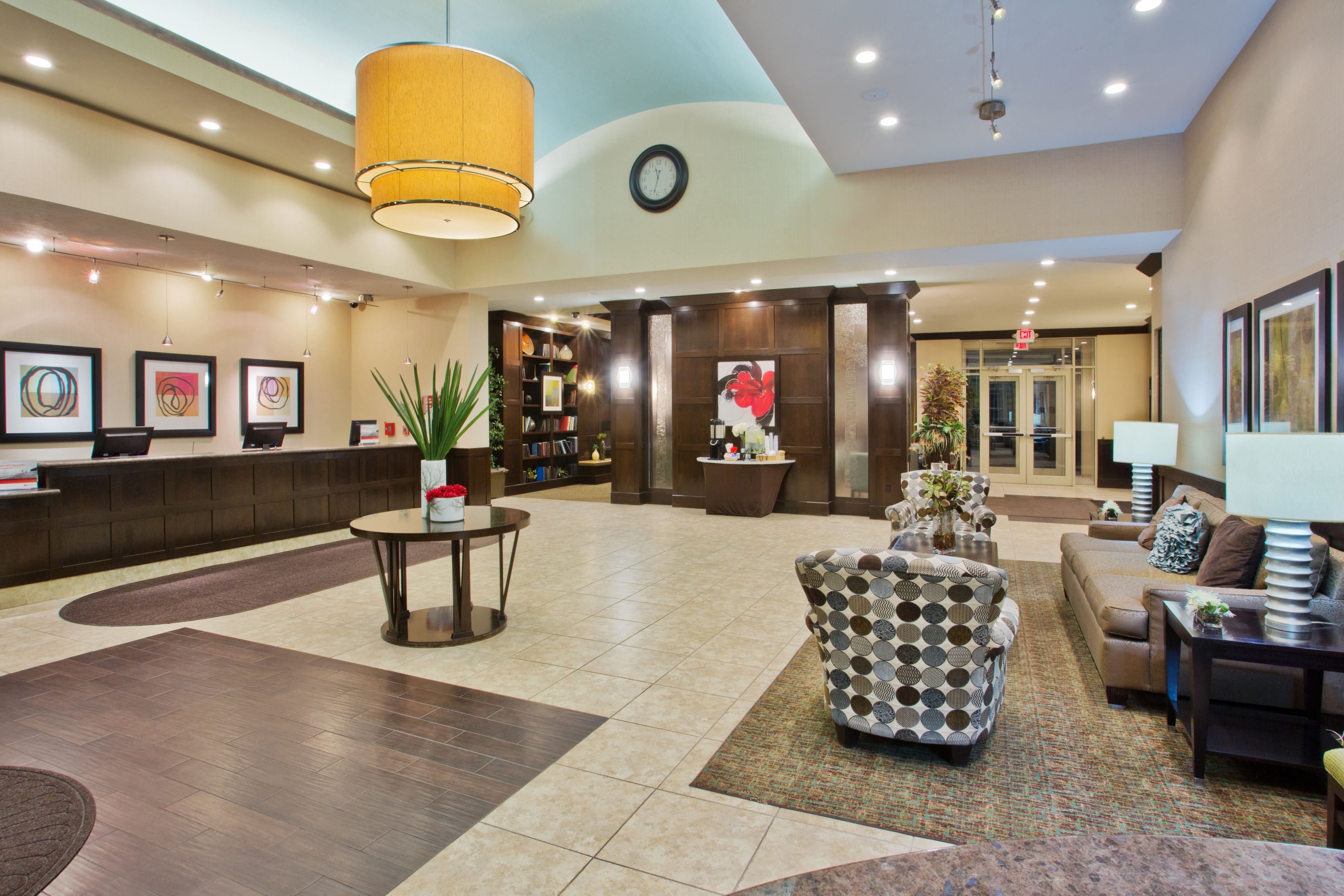 Crowne Plaza Anchorage-Midtown 7/78