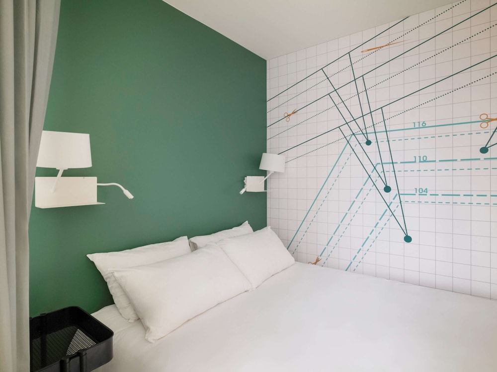 ibis Styles Asnieres Centre 31/78