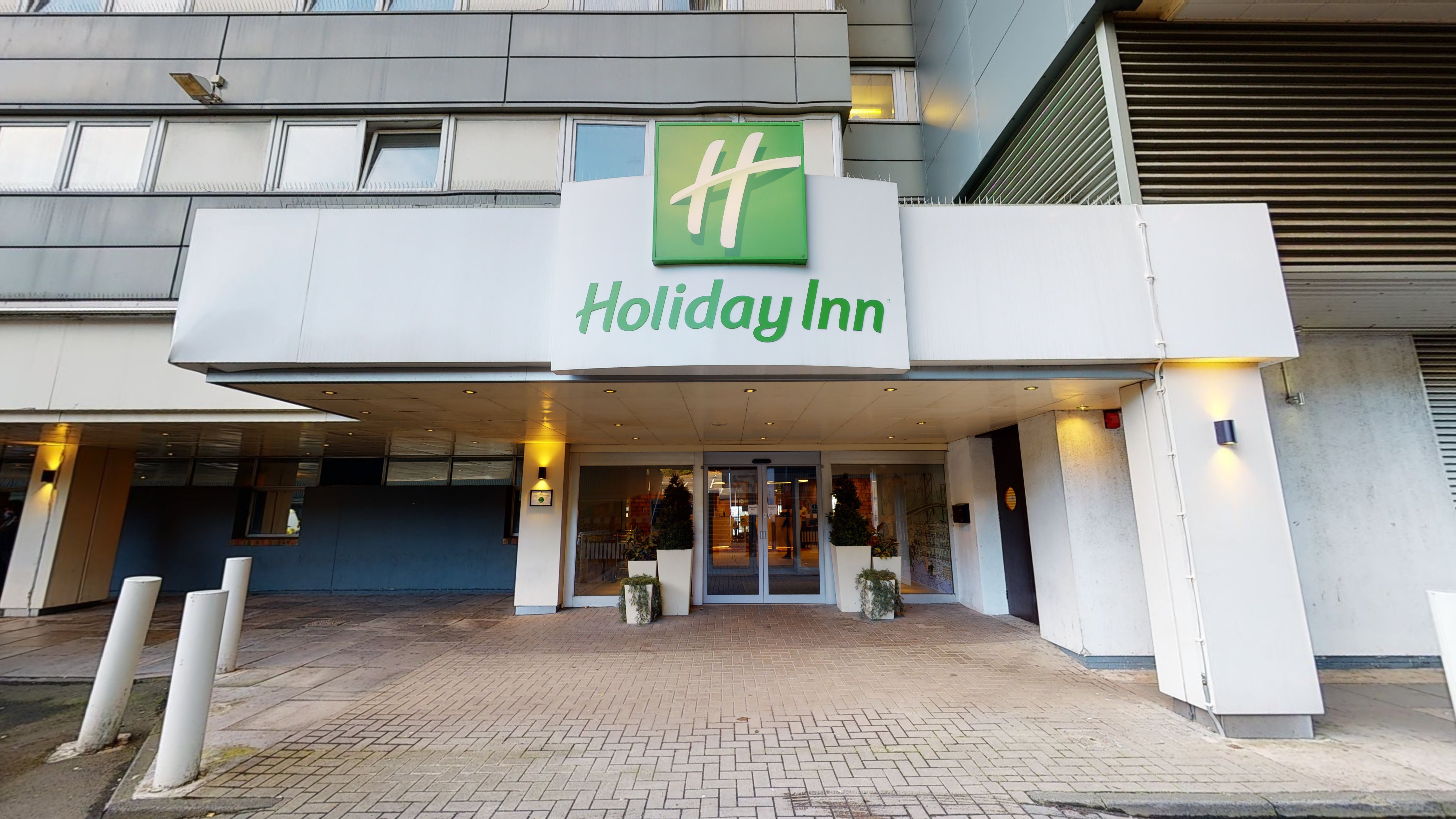 HOLIDAY INN EDINBURGH photo1