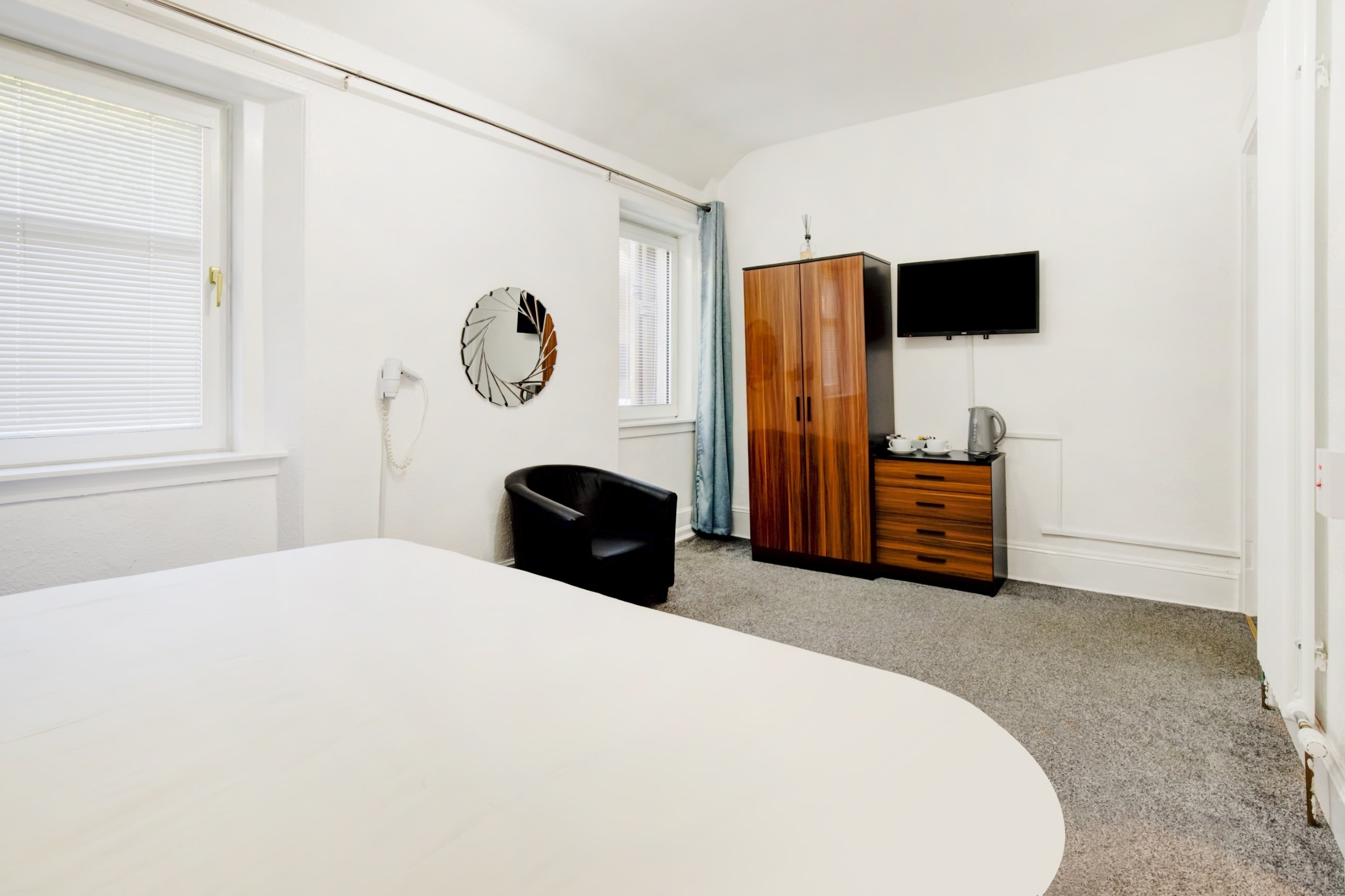 OYO Eastbank Hotel, Speyside Scotland 19/36