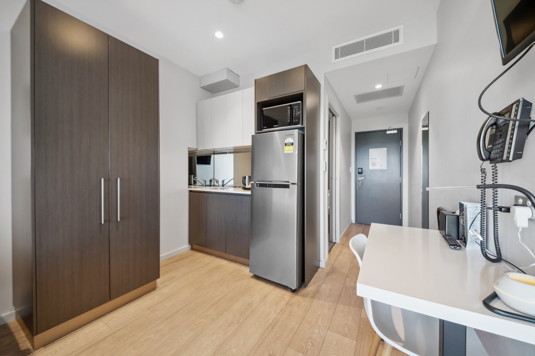 Studio 8 Residences - Adults Only 20/35