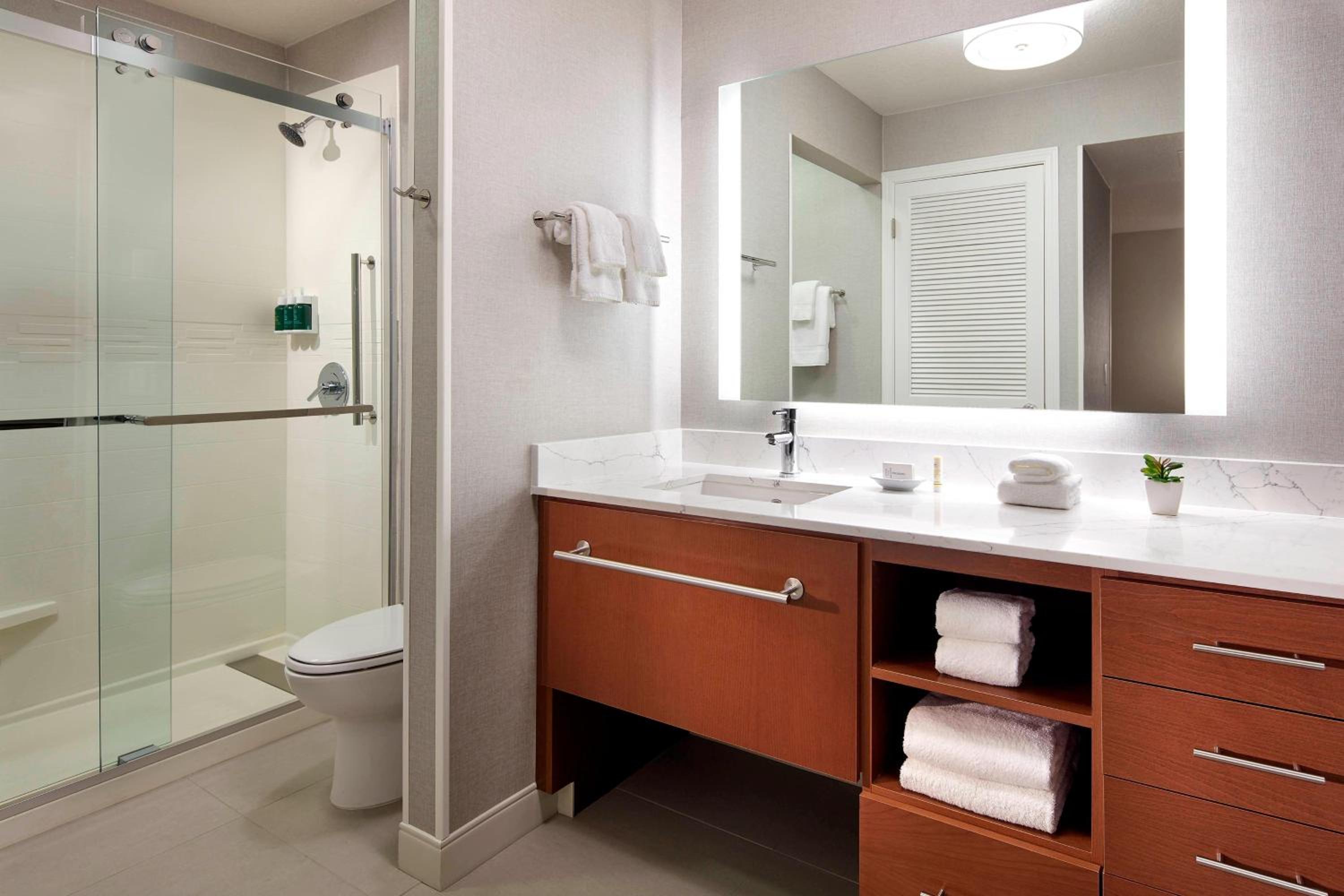 1 Bedroom, Bi Level, Loft, Suite، Residence Inn Los Angeles LAX/Manhattan Beach 5/7