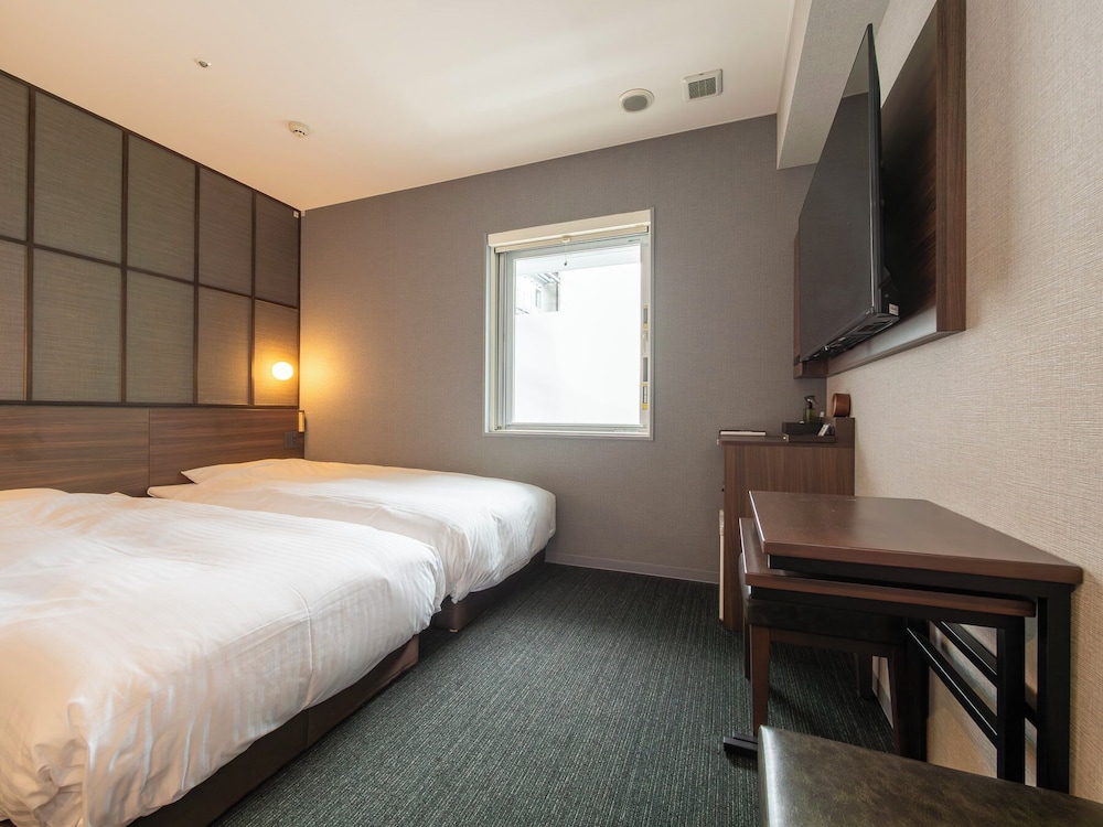 Compact, Twin Beds
