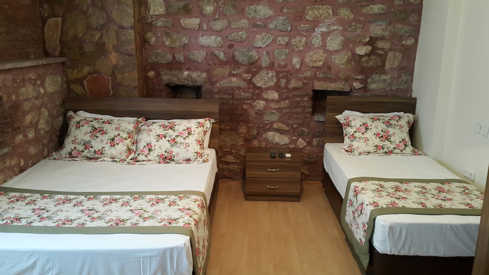 Odunluk Tas Konak Hotel 7/18
