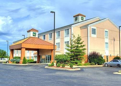 Quality Inn Kalamazoo near Wings Stadium 40/40
