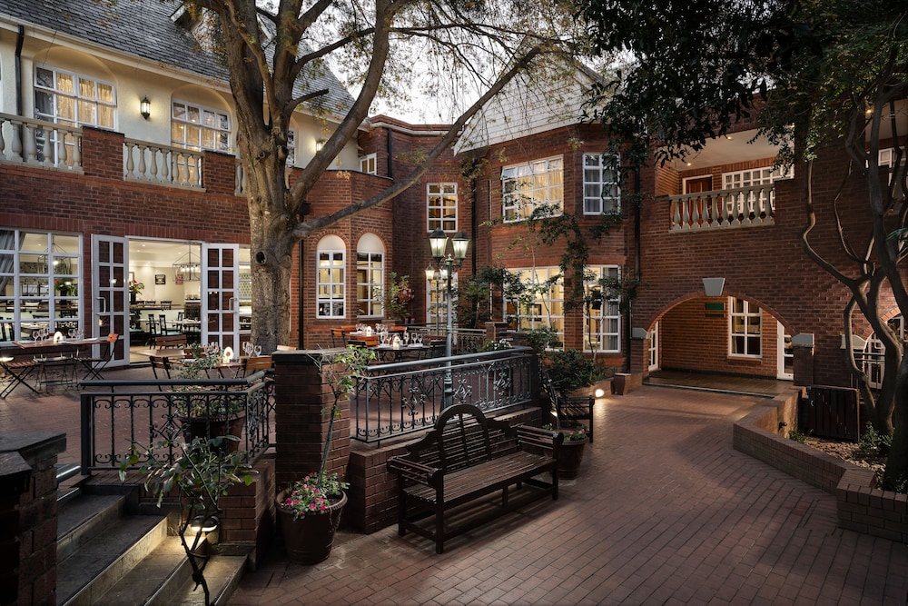 Premier Hotel Quatermain (ex. Faircity Quatermain Hotel) 63/73