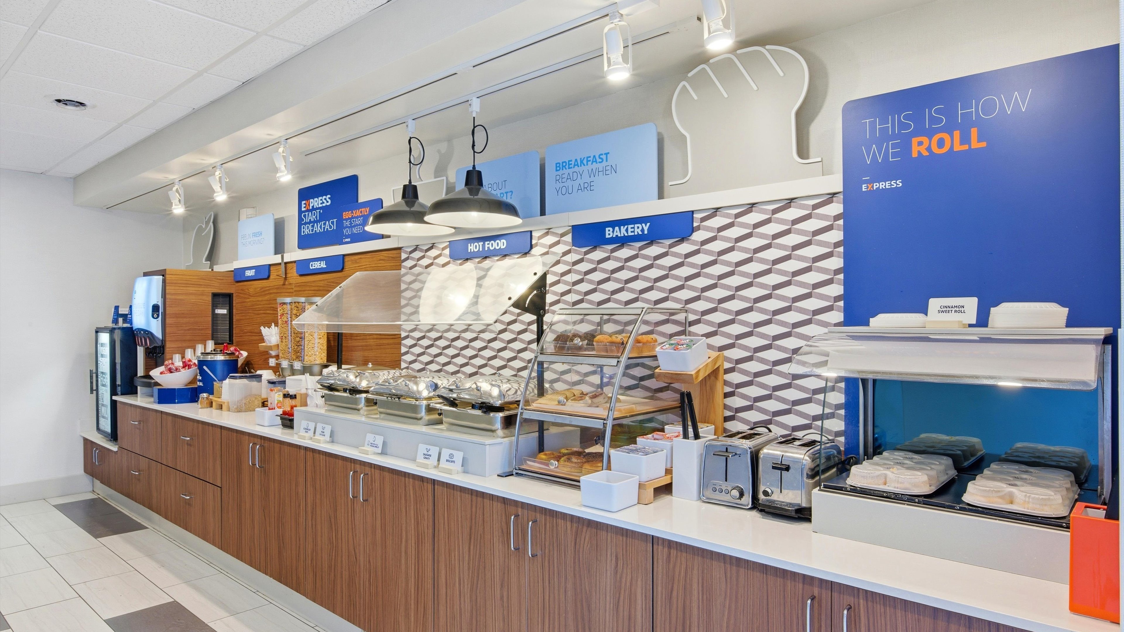 Holiday Inn Express Bethlehem Airport Allentown Area 80/80