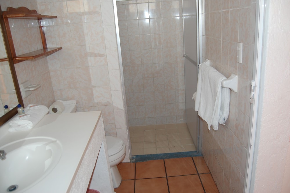 HOTEL MARBELLA 71/71
