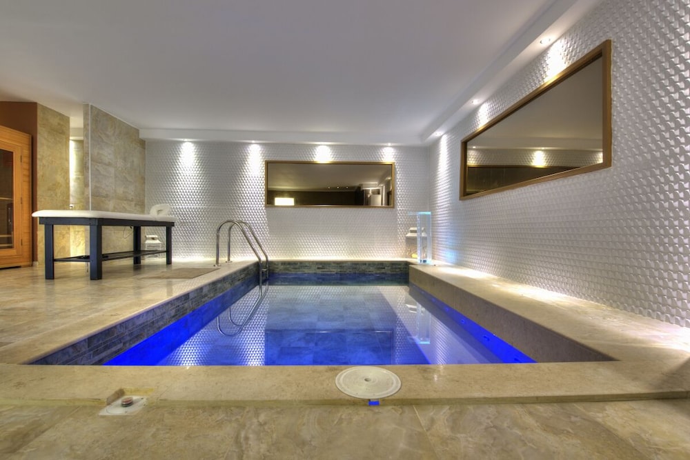 Sunny Villas And Spa 26/50