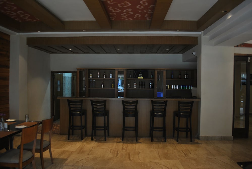 GAKYIL HOTEL 23/32
