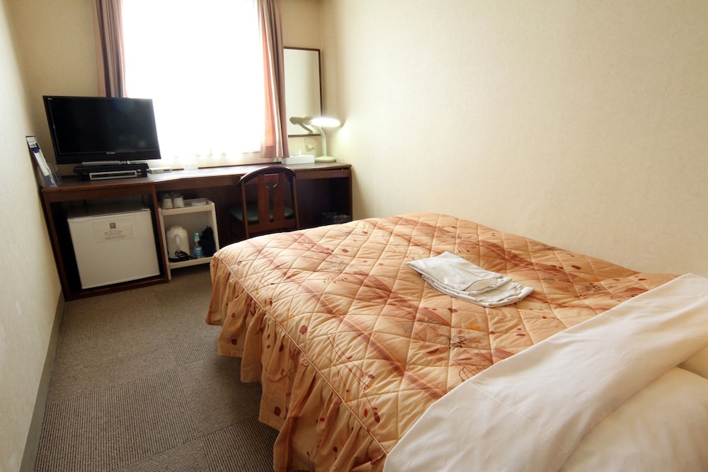 ROOM, DOUBLE BED, SMOKING