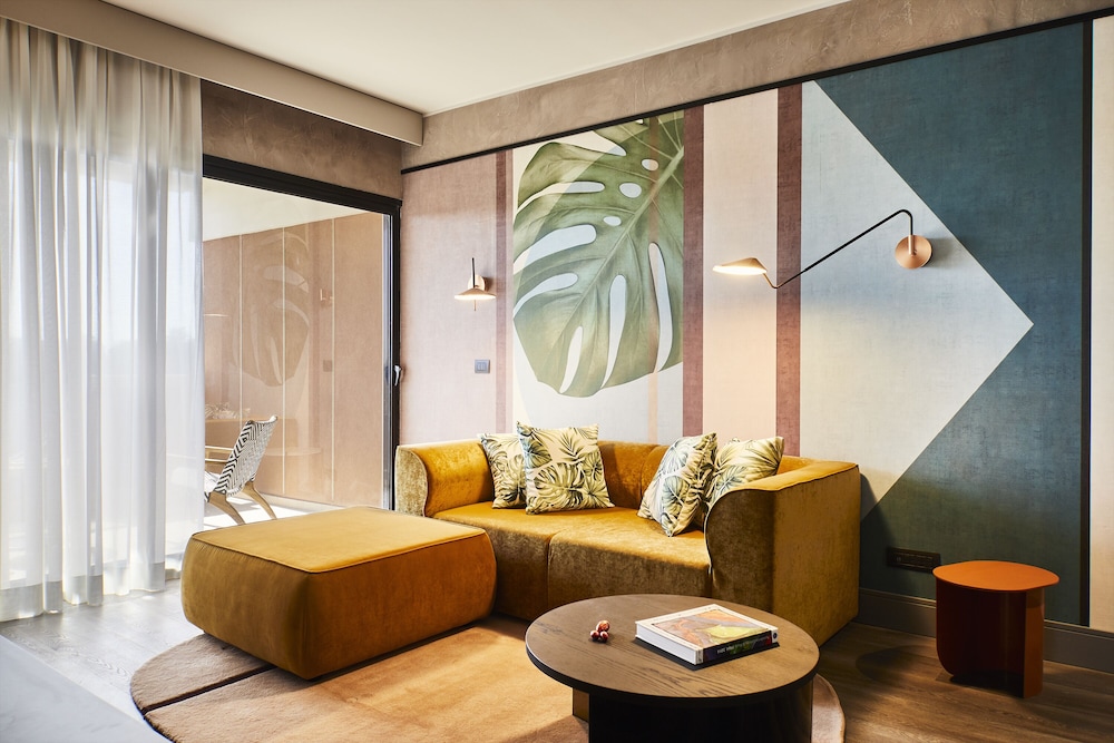 Hotel Villa Pamphili 57/84