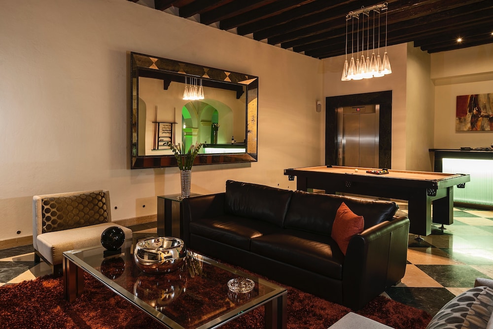Hotel Mansión Del Conde 50/67