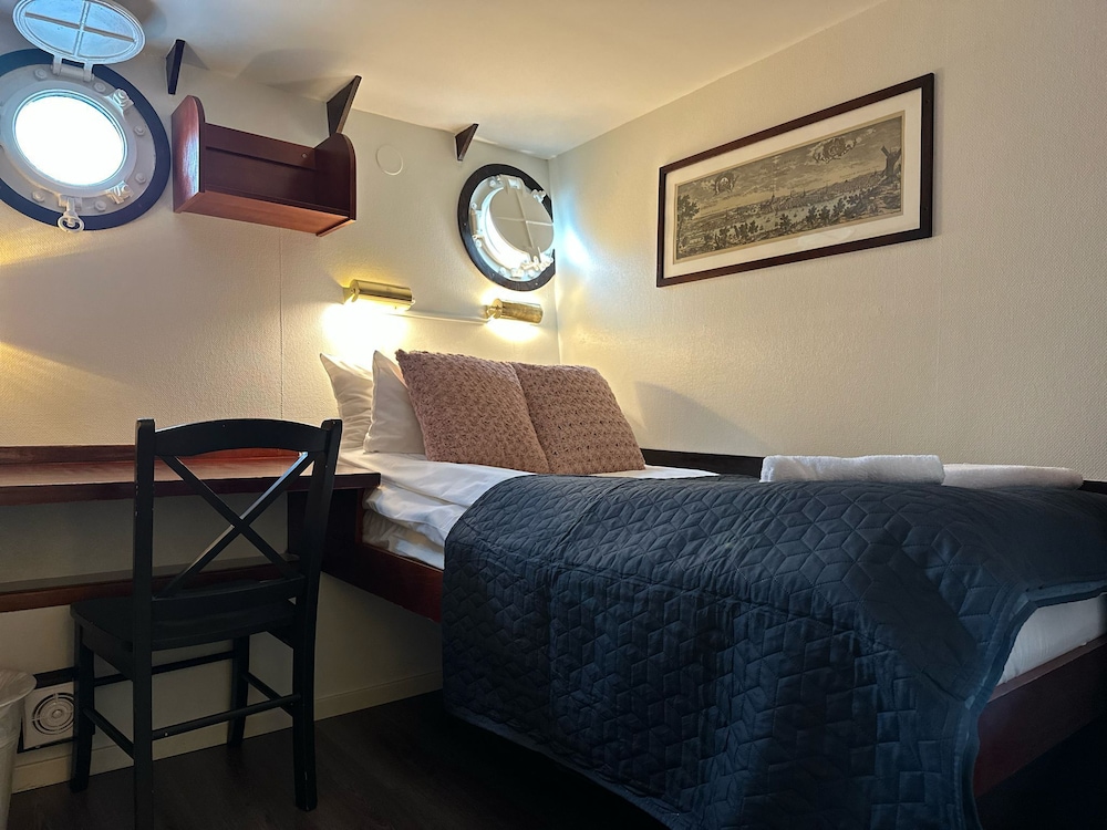 Rygerfjord Hostel 46/65