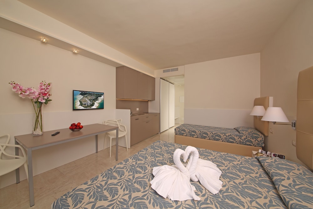 Hotel Residence Holiday 28/76
