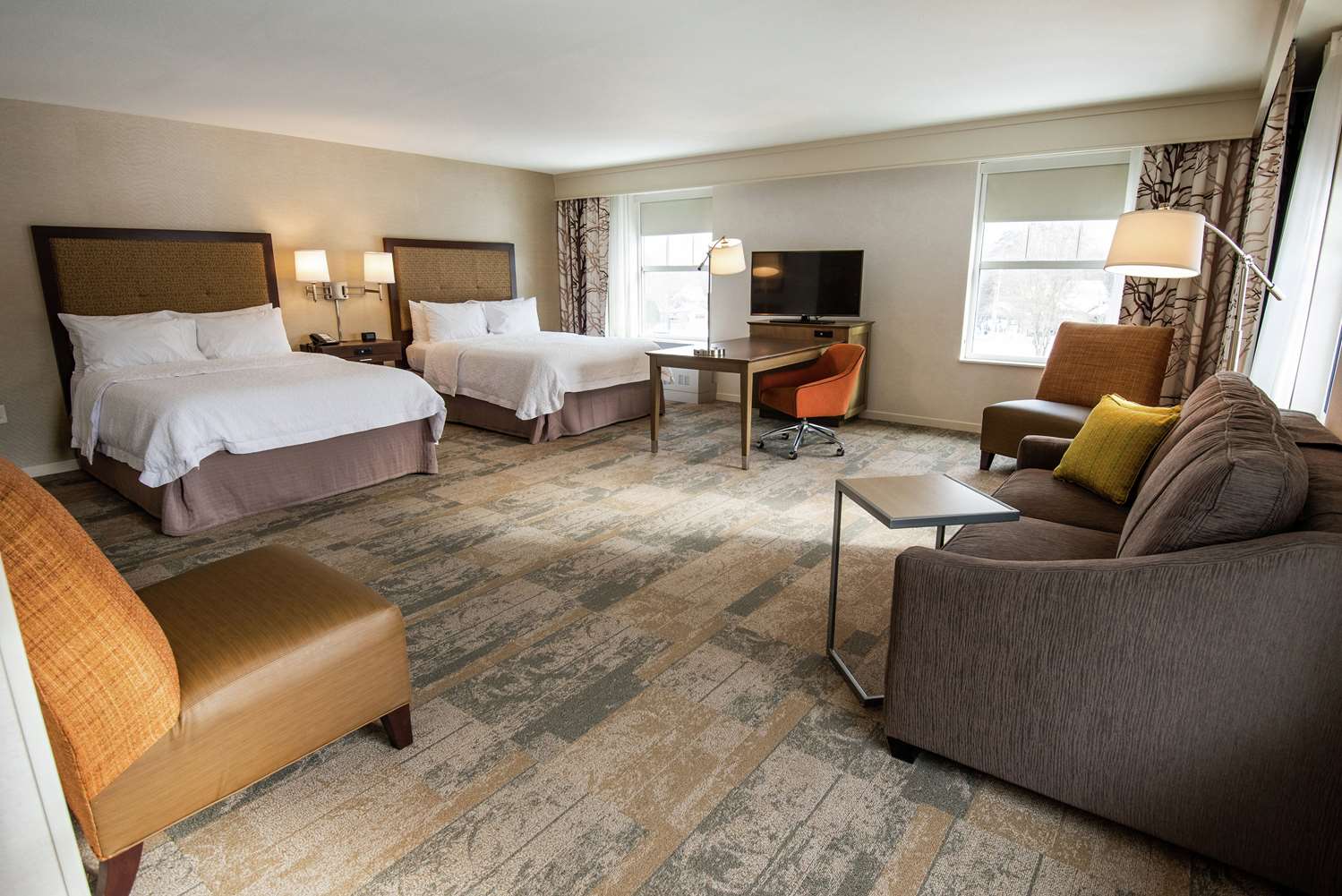 Hampton Inn and Suites Manchester VT 24/48