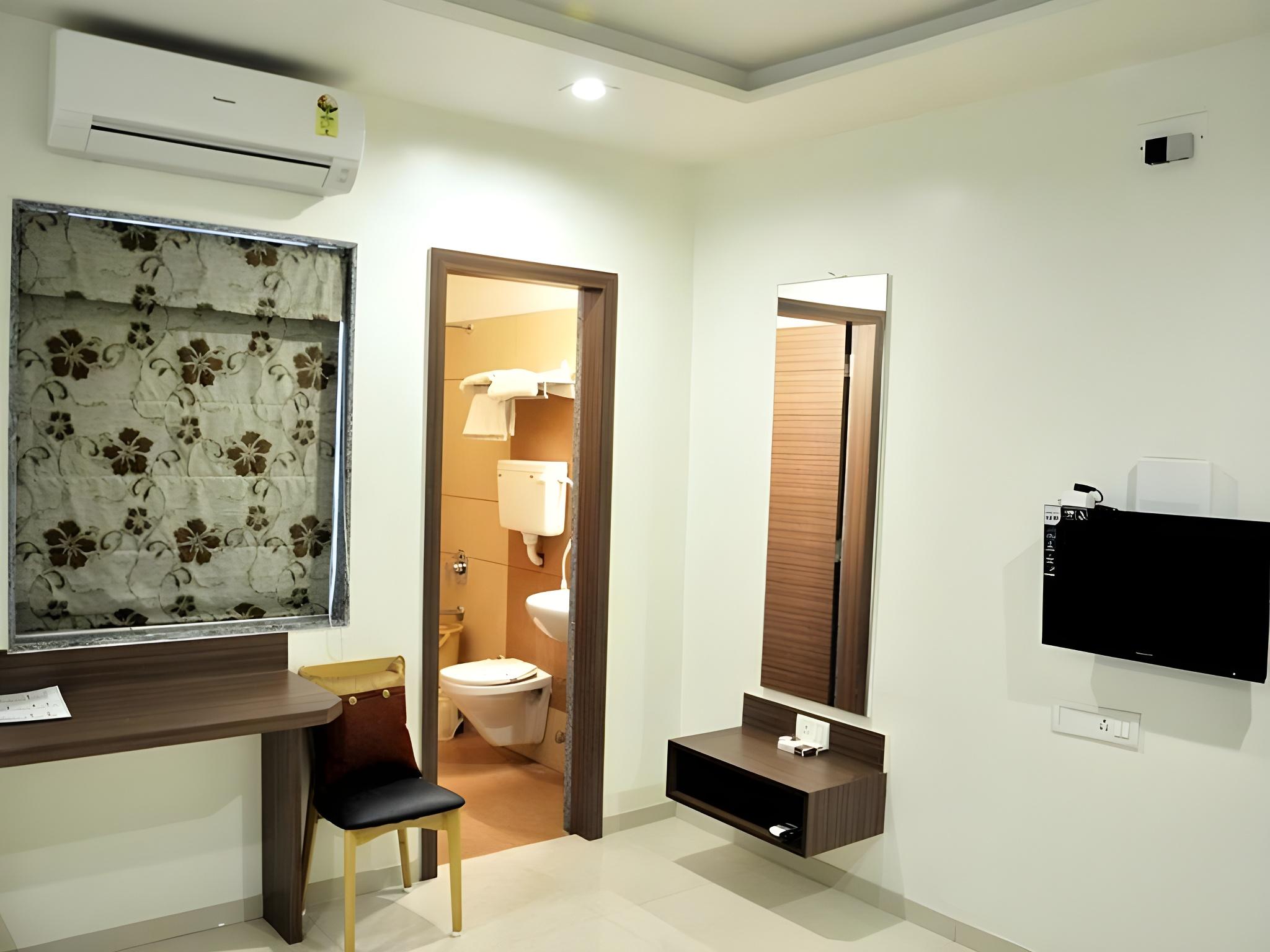Hotel Jyoti 28/35