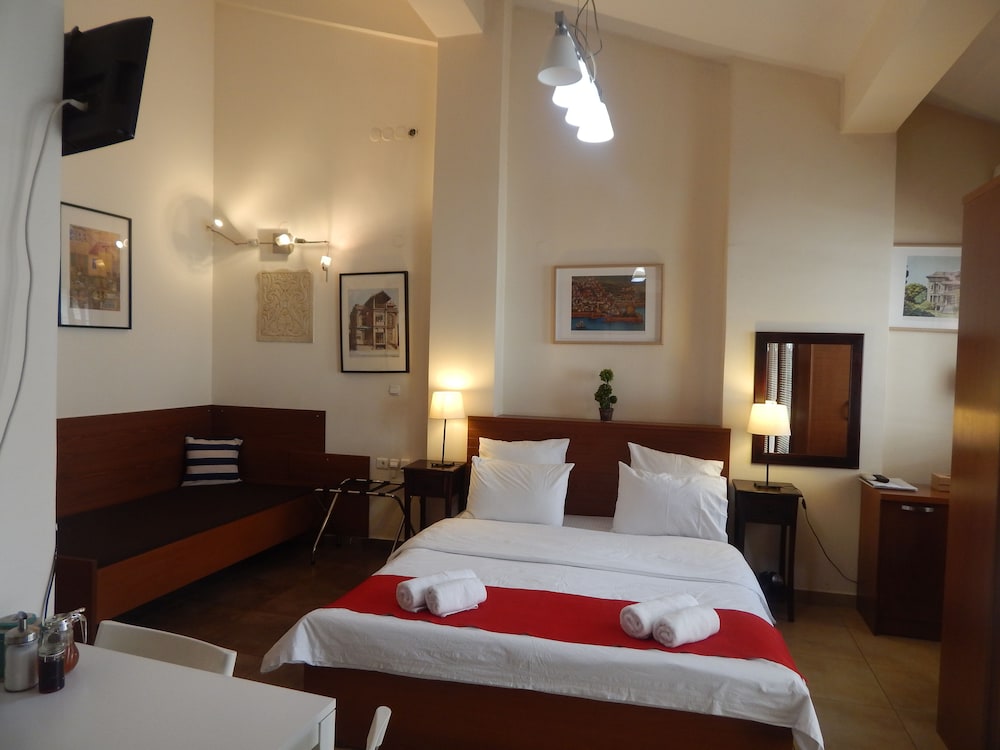 Kripis Studios Thessaloniki 16/50