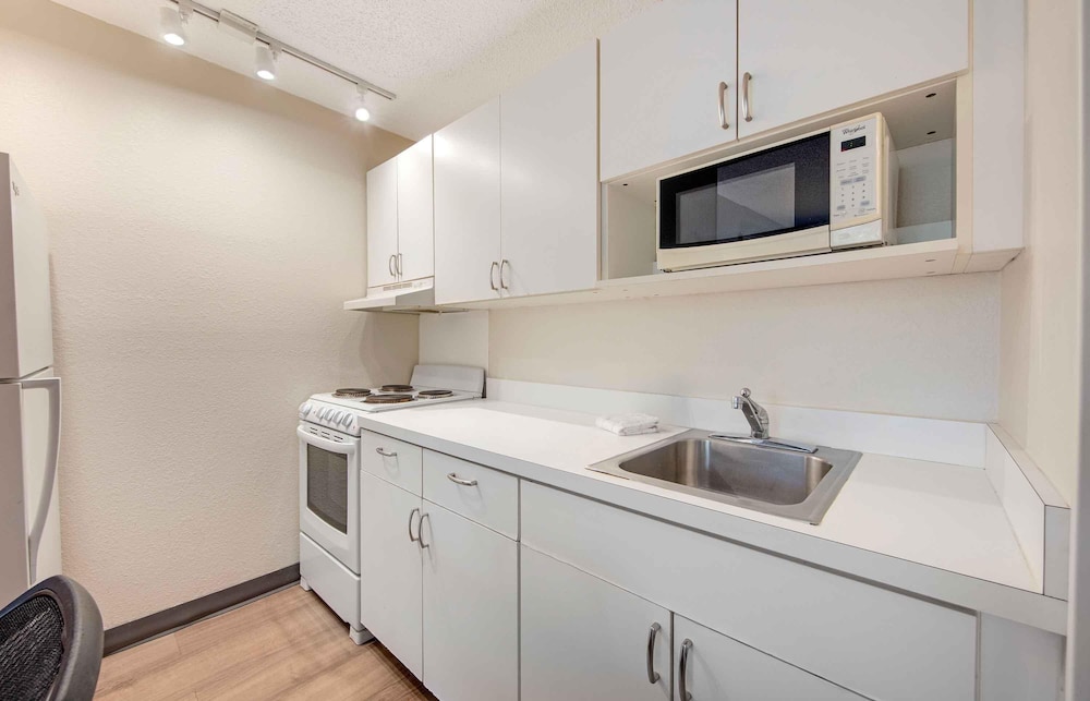 Extended Stay America Fort Lauderdale Cypress Crk 6th Way 48/48
