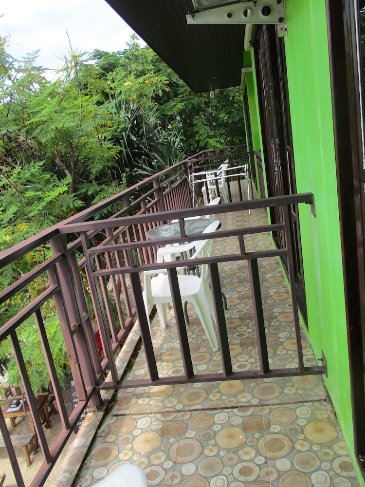 Phi Phi Green House 28/49