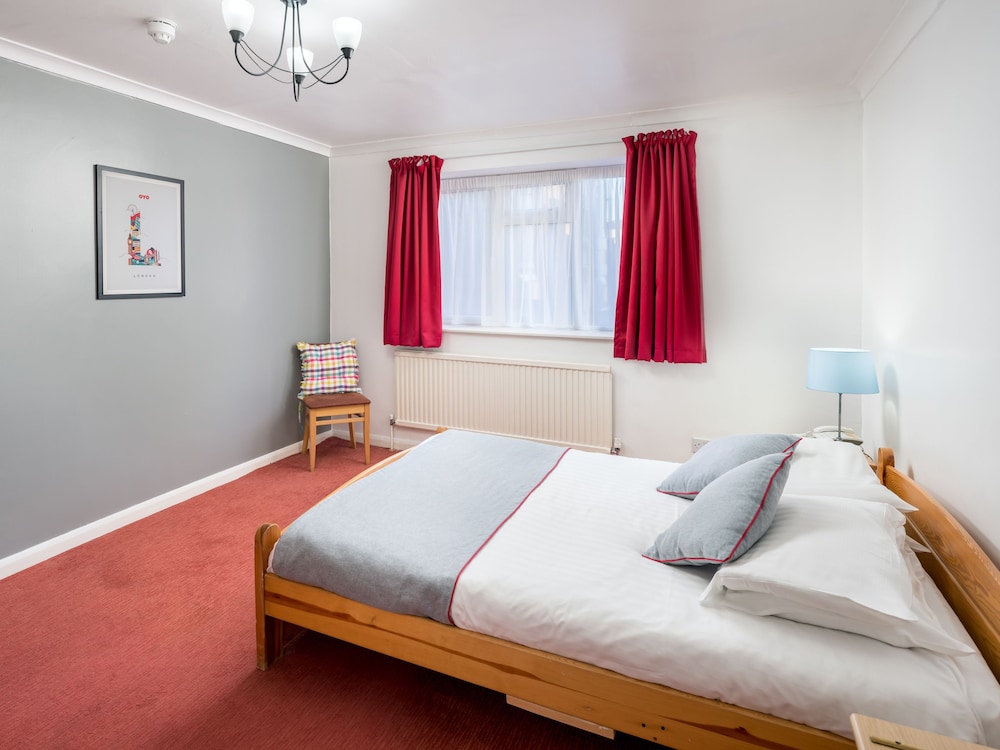 OYO Bros Inn Hotel 12/50