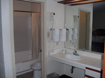 Homegate Studios & Suites San Antonio Medical Center I-10 49/49