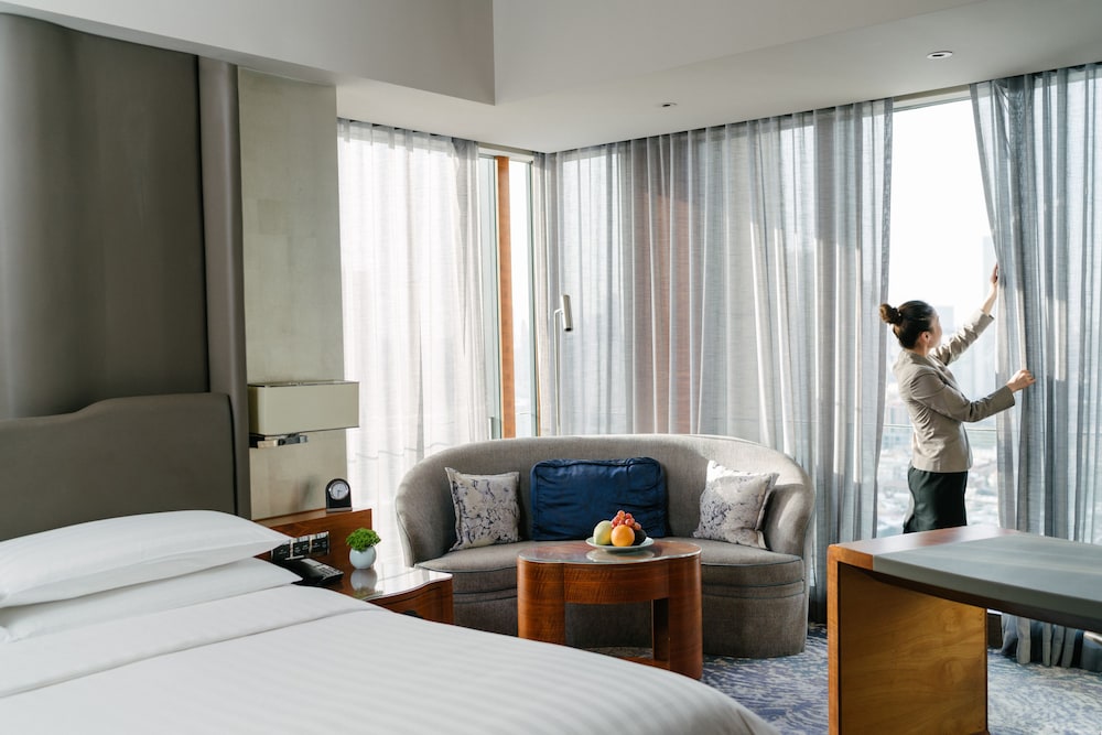 Room at Shangri-La Tianjin, TIANJIN
