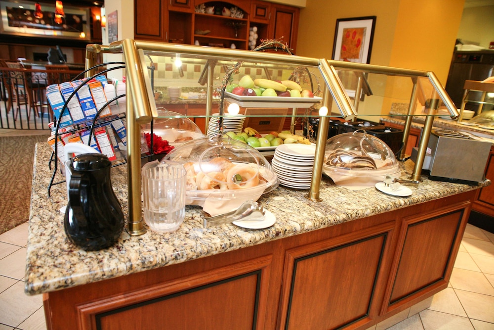 Hilton Garden Inn Terre Haute 51/66