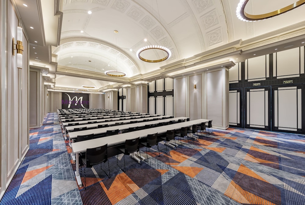 Mercure Shanghai Jinqiao 22/48