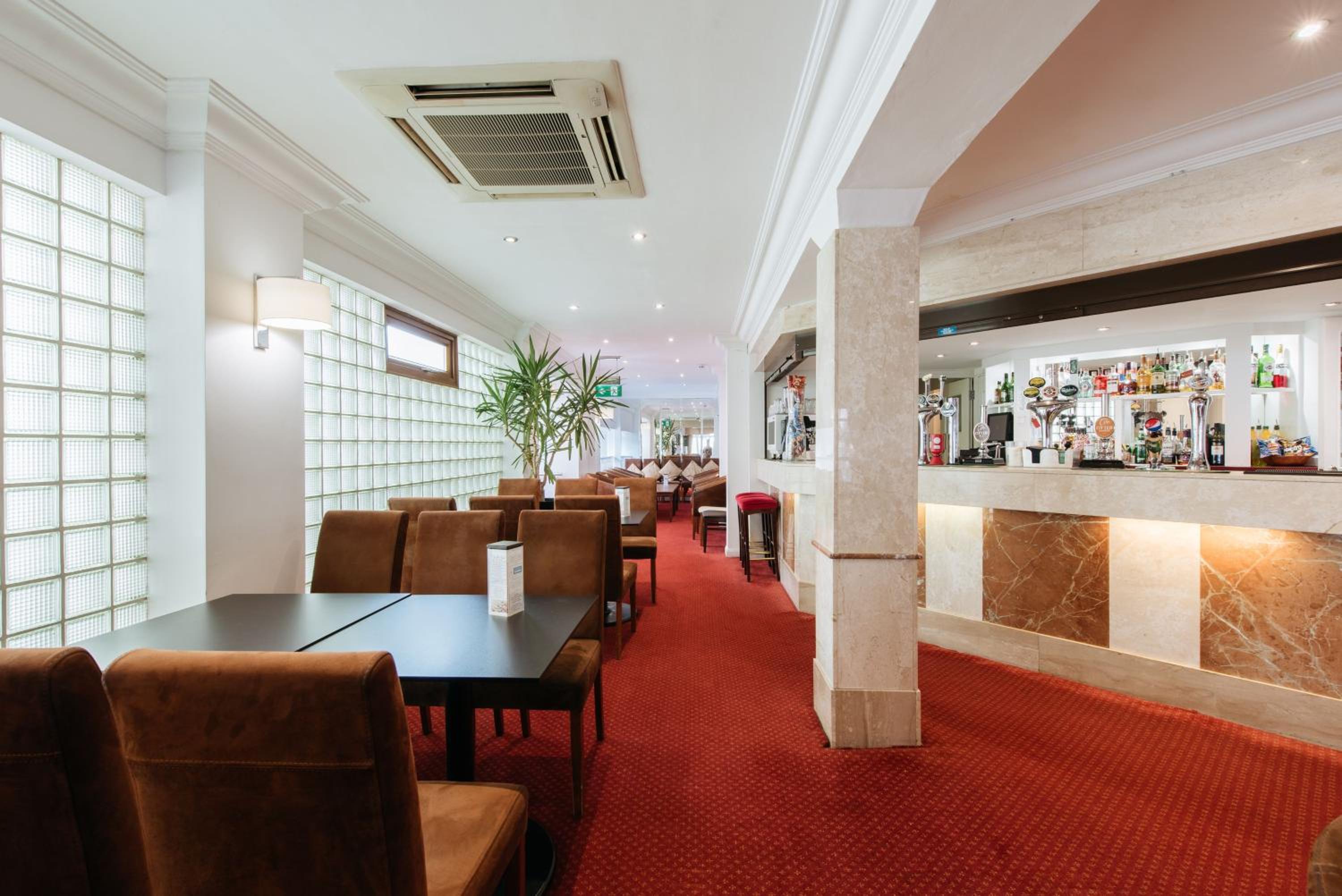 The Queens Hotel 14/27