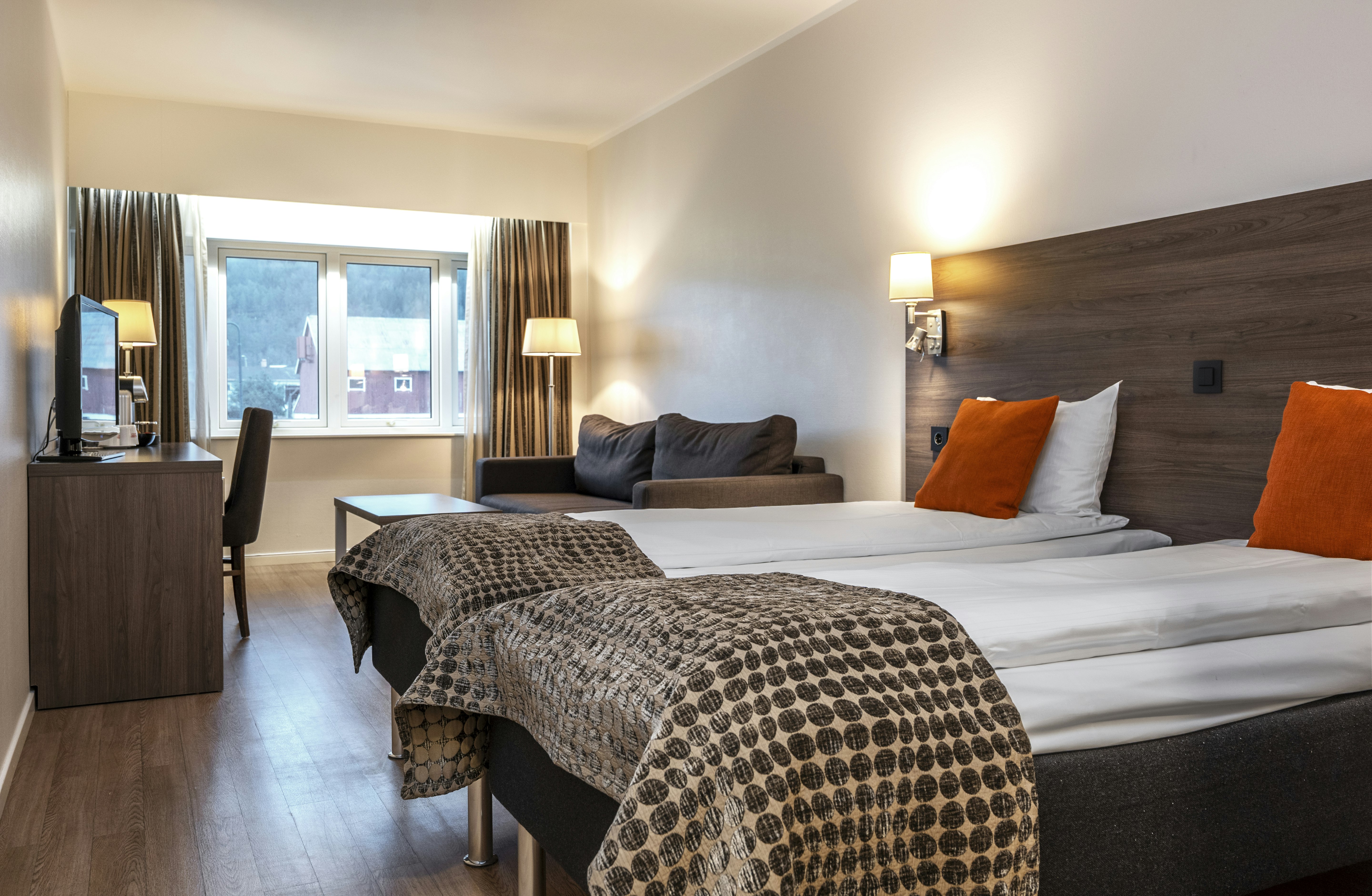 Thon Hotel Baronen 8/23